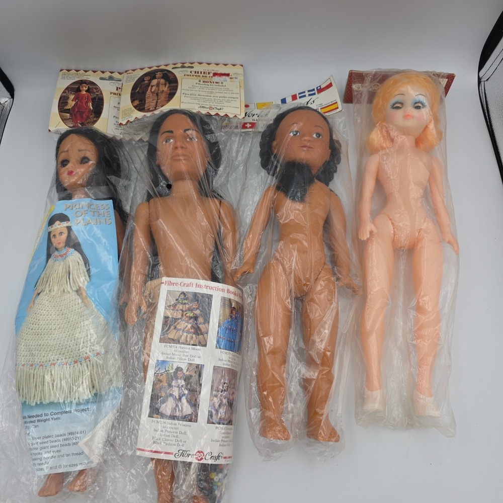 Vintage 1995 Fibre-Craft 15" Indian Princess & Chief Dolls Lot Of 4 Dolls